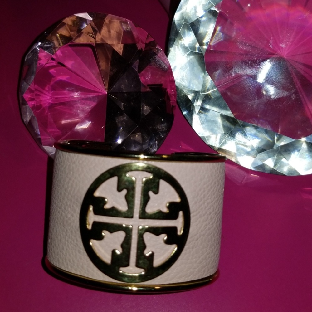 Costume  Jewelry Cuff